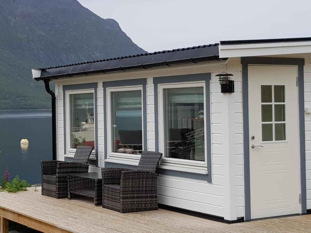 Captains Small House Hamneide Экстерьер фото